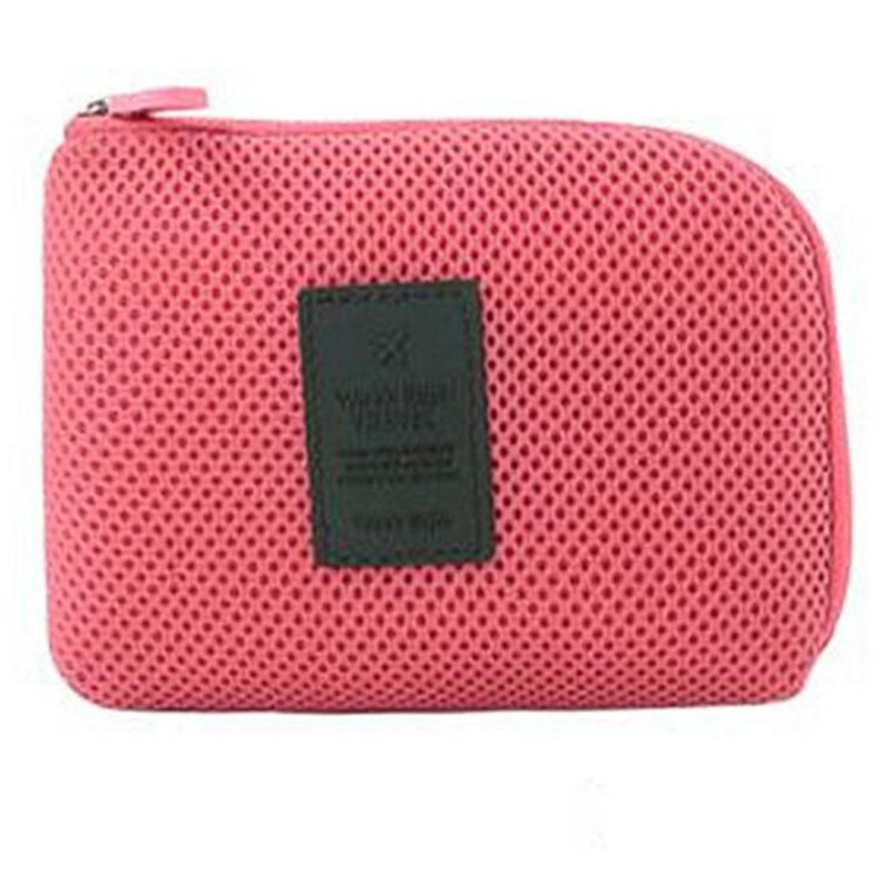 إكسسوارات السفر حقيبة كابل الم - مراجعة Tech Accessories Case وسعره